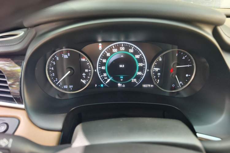 Used Buick LaCrosse 2016 28T Luxury Version Instrument Cluster