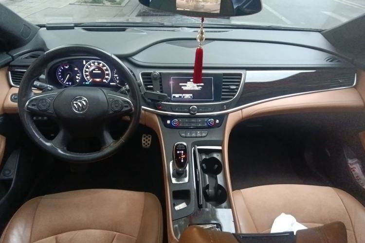 Used Buick LaCrosse 2016 28T Luxury Version Interior 2
