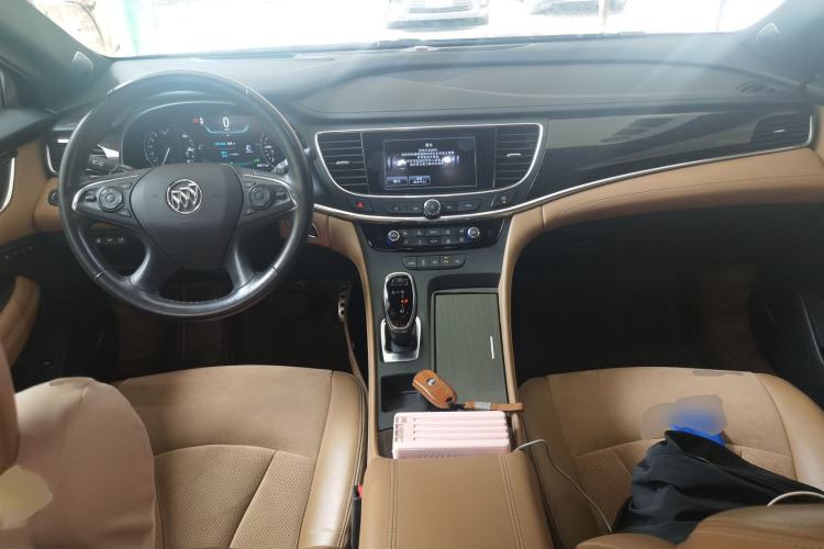 Used Buick LaCrosse 2016 28T Luxury Version Interior 2