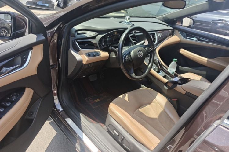 Used Buick LaCrosse 2016 20T Elite Edition Interior 4