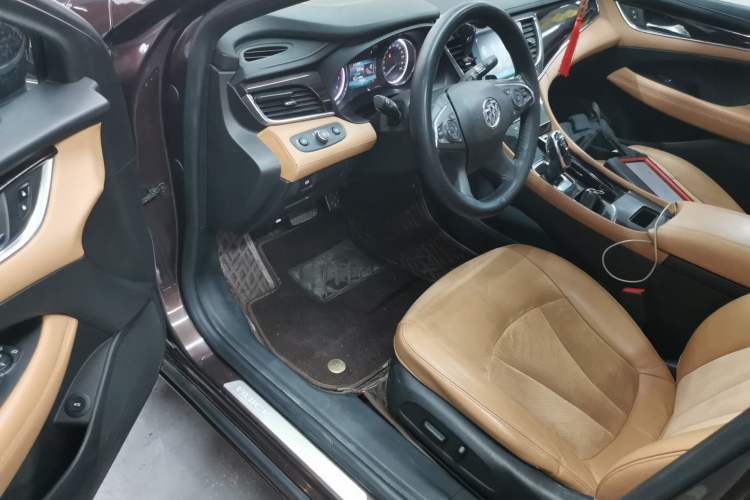 Used Buick LaCrosse 2016 20T Elite Edition Left Front Seat