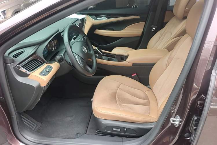 Used Buick LaCrosse 2016 20T Elite Edition Left Front Seat