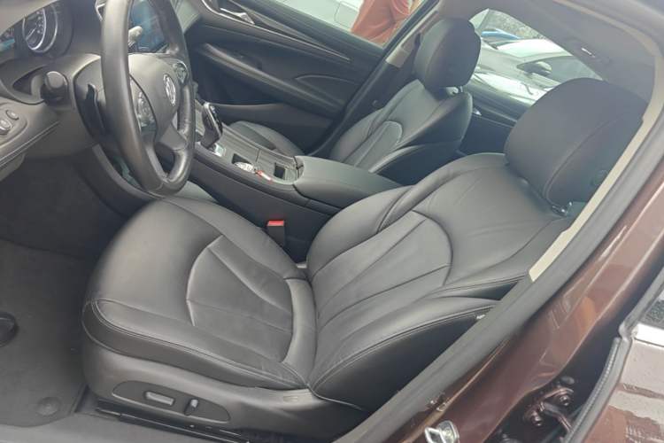 Used Buick LaCrosse 2016 20T Elite Edition Left Front Seat