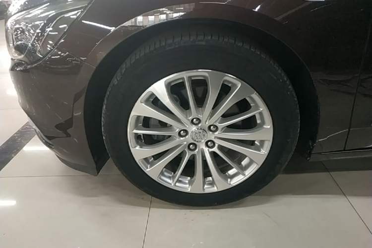 Used Buick LaCrosse 2016 28T Luxury Version Left Front Wheel Hub