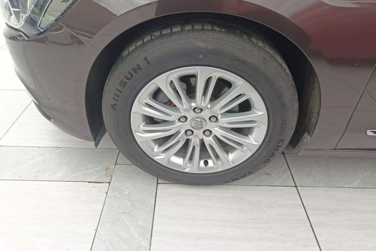 Used Buick LaCrosse 2016 20T Elite Edition Left Front Wheel Hub