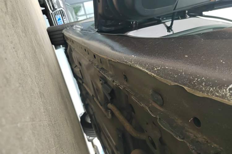 Used Buick LaCrosse 2016 20T Elite Edition Left Side Sill