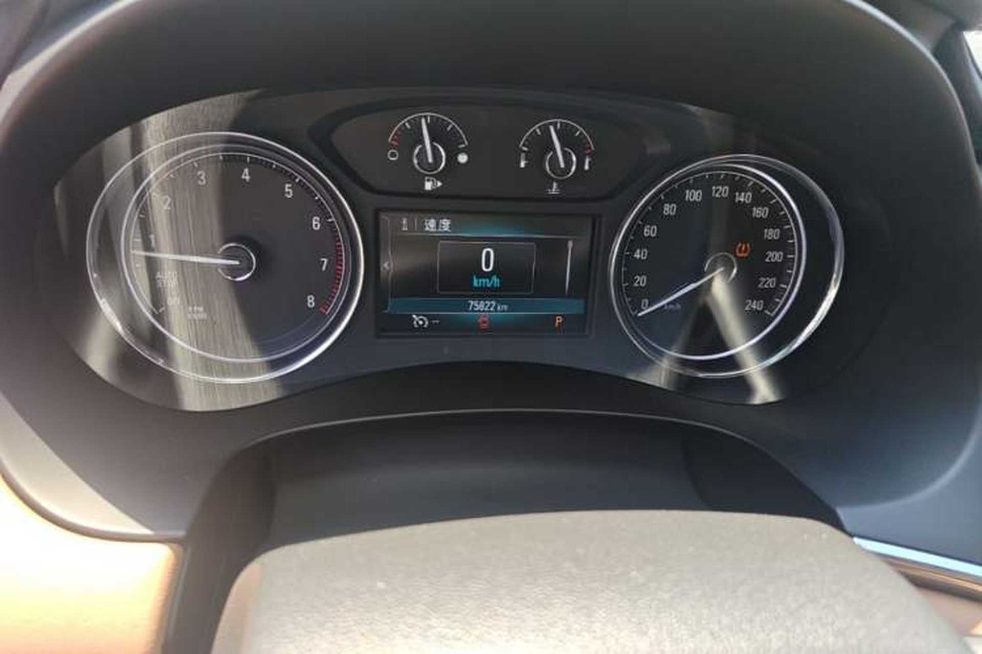 Used Buick LaCrosse 2016 20T Elite Edition Odometer Close Up