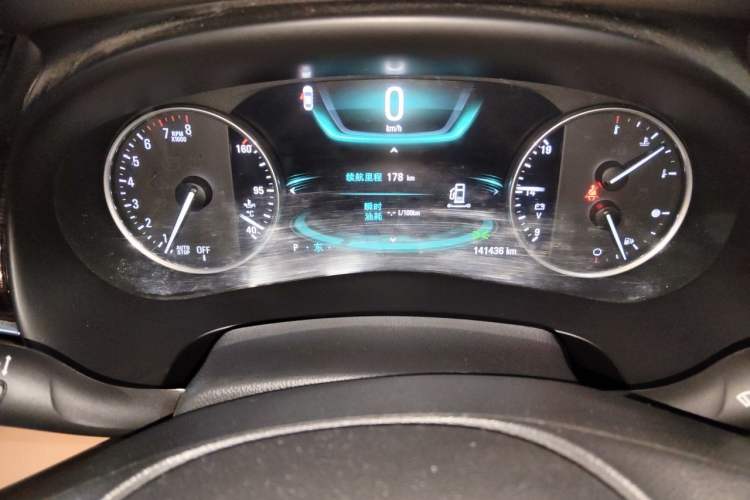 Used Buick LaCrosse 2016 20T Luxury Model Odometer Close Up