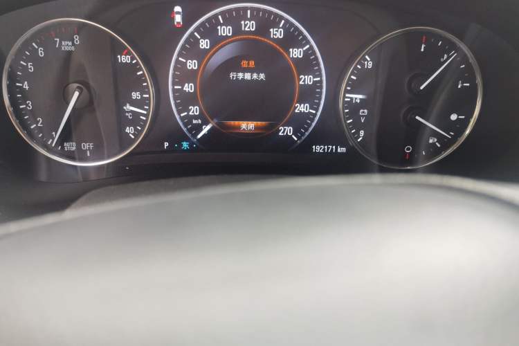 Used Buick LaCrosse 2016 20T Luxury Model Odometer Close Up