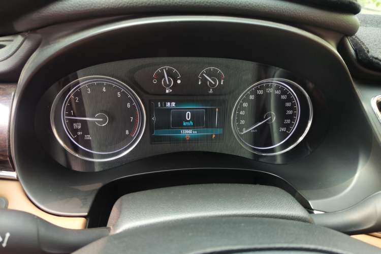 Used Buick LaCrosse 2016 20T Elite Edition Odometer Close Up