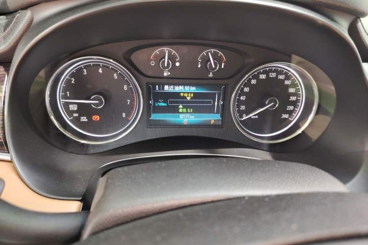 Used Buick LaCrosse 2016 20T Elite Edition Odometer Close Up