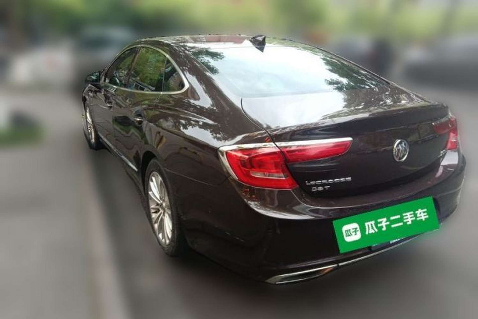 Used Buick LaCrosse 2016 28T Luxury Version Rear Left 45 Deg