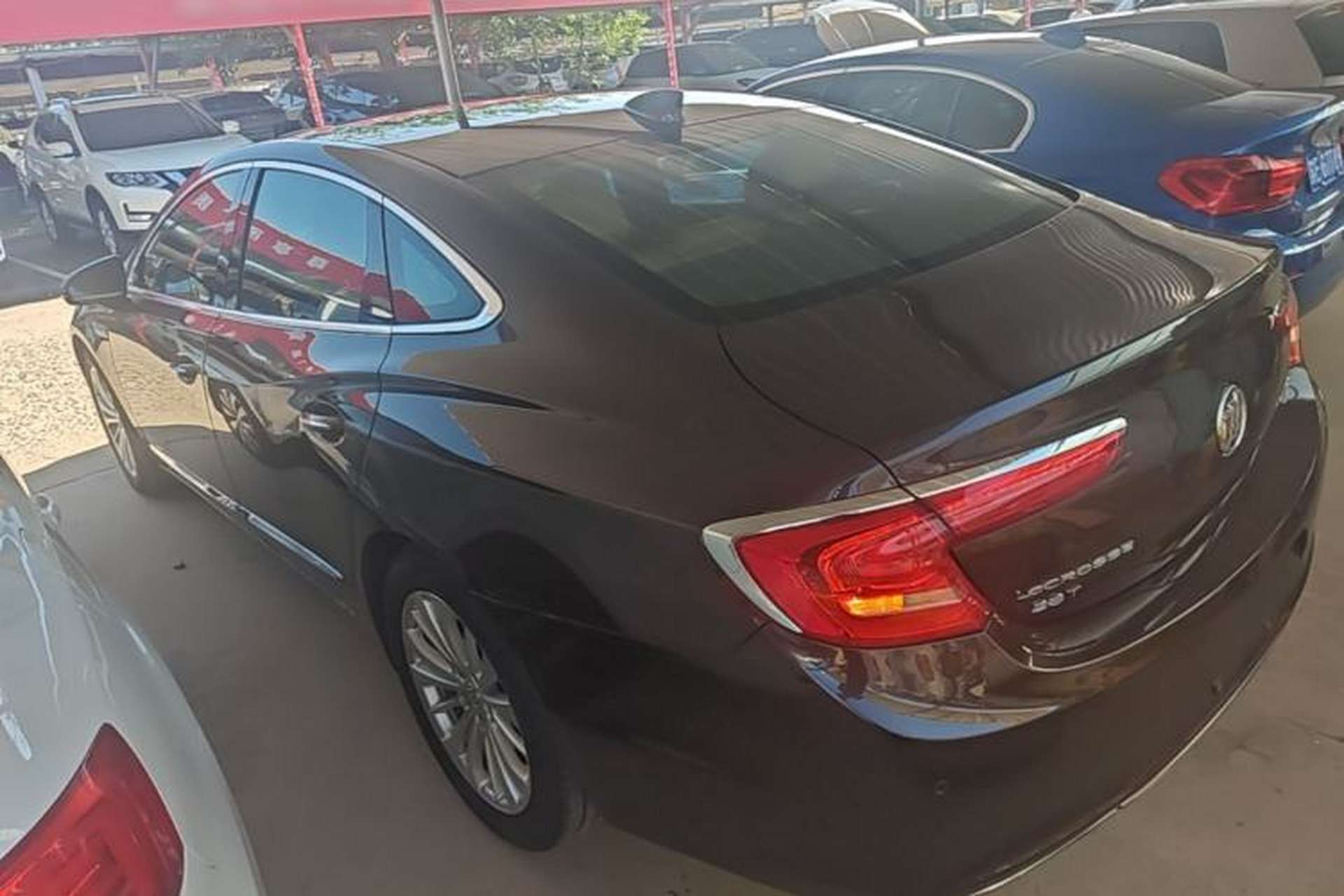 Used Buick LaCrosse 2016 28T Luxury Version Rear Left 45 Deg