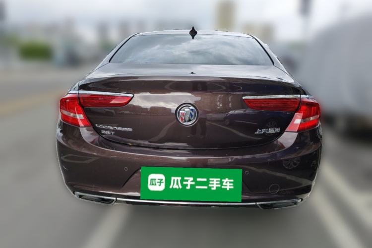 Used Buick LaCrosse 2016 28T Luxury Version Rear