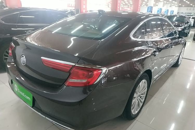 Used Buick LaCrosse 2016 28T Luxury Version Rear Right 45 Deg