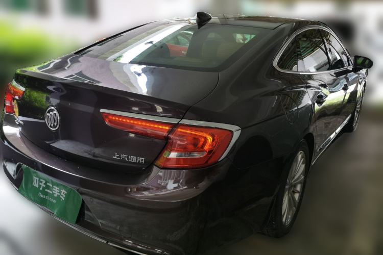 Used Buick LaCrosse 2016 28T Luxury Version Rear Right 45 Deg