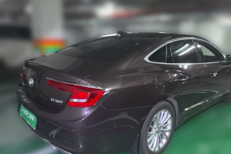 Used Buick LaCrosse 2016 28T Luxury Version Rear Right 45 Deg