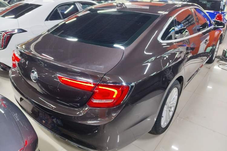 Used Buick LaCrosse 2016 Revised Version 28T Elite Edition Rear Right 45 Deg