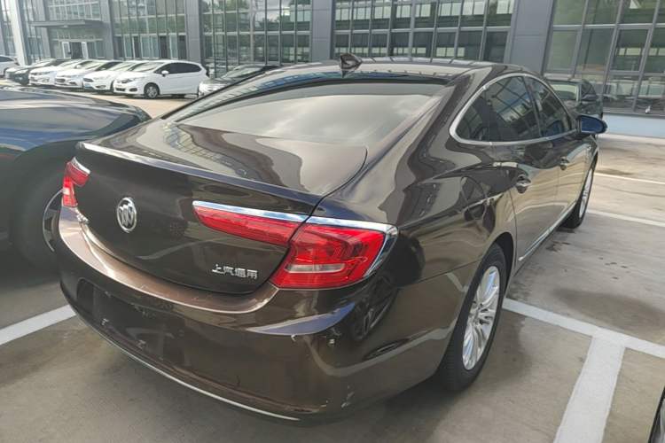 Used Buick LaCrosse 2016 20T Elite Edition Rear Right 45 Deg