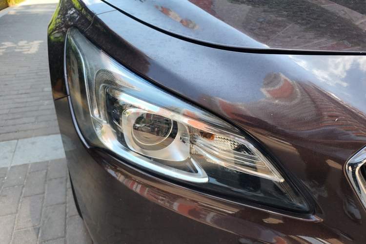 Used Buick LaCrosse 2016 Revised 20T Leading Edition Right Front Headlight