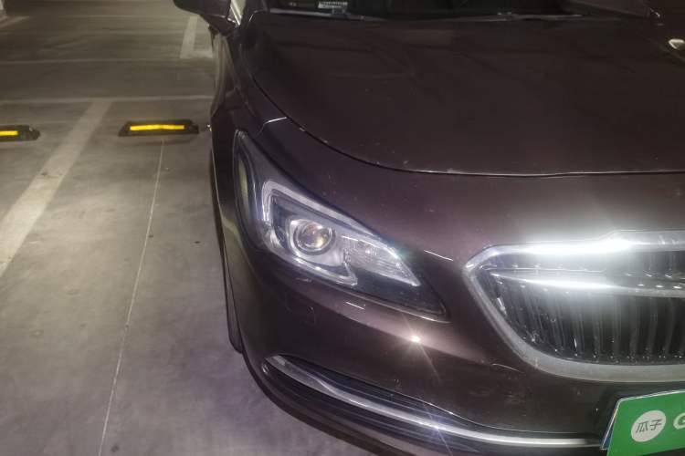 Used Buick LaCrosse 2016 20T Elite Edition Right Front Headlight