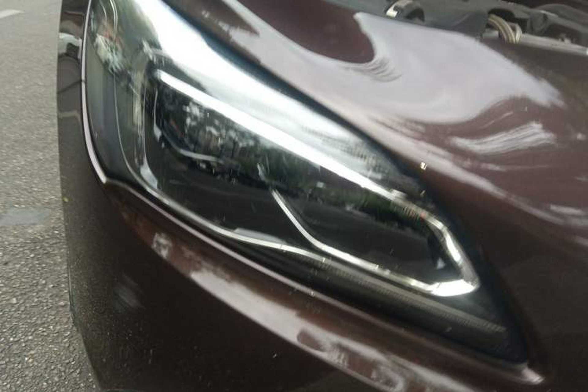 Used Buick LaCrosse 2016 28T Luxury Version Right Front Headlight