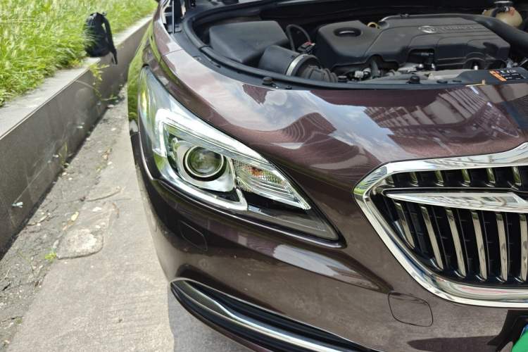 Used Buick LaCrosse 2016 20T Elite Edition Right Front Headlight