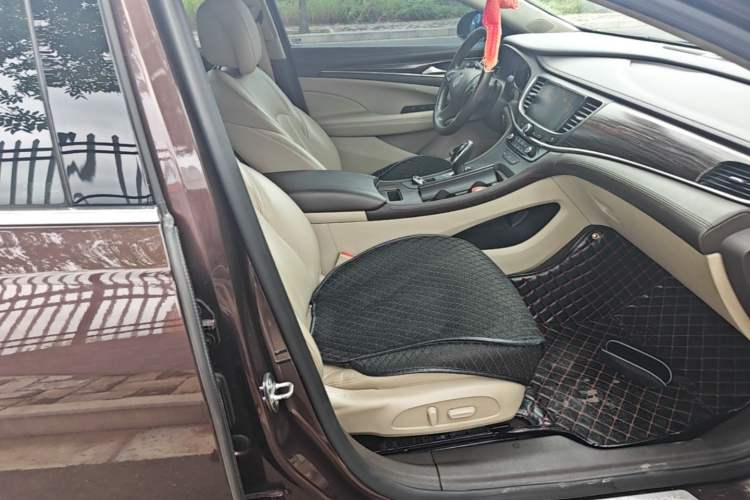 Used Buick LaCrosse 2016 Revised 20T Leading Edition Right Front Seat