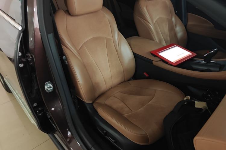 Used Buick LaCrosse 2016 20T Elite Edition Right Front Seat