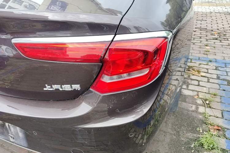 Used Buick LaCrosse 2016 20T Elite Edition Right Rear Taillight