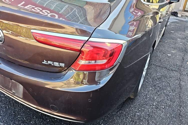 Used Buick LaCrosse 2016 20T Elite Edition Right Rear Taillight