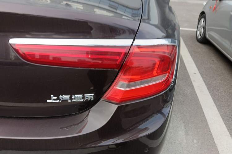 Used Buick LaCrosse 2016 20T Elite Edition Right Rear Taillight