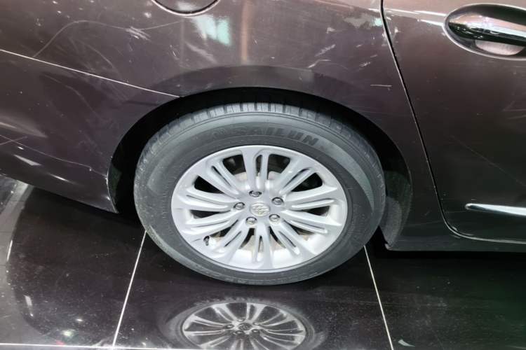 Used Buick LaCrosse 2016 20T Elite Edition Right Rear Wheel Hub