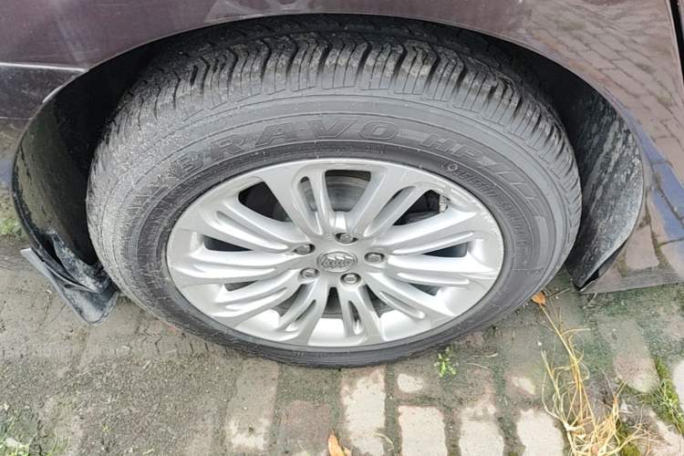 Used Buick LaCrosse 2016 20T Elite Edition Right Rear Wheel Hub
