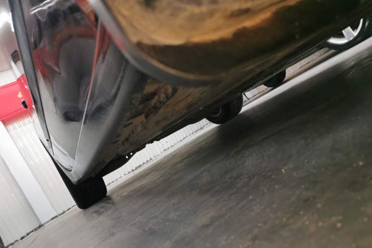 Used Buick LaCrosse 2016 20T Elite Edition Right Side Sill