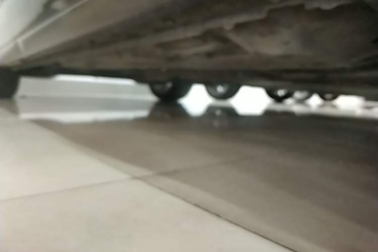 Used Buick LaCrosse 2016 28T Luxury Version Right Side Sill