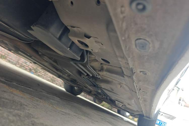 Used Buick LaCrosse 2016 20T Elite Edition Right Side Sill