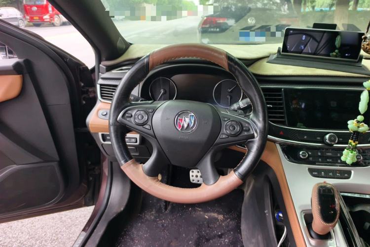 Used Buick LaCrosse 2016 20T Luxury Model Steering Wheel