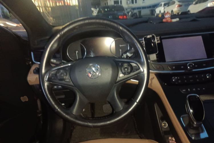 Used Buick LaCrosse 2016 20T Luxury Model Steering Wheel