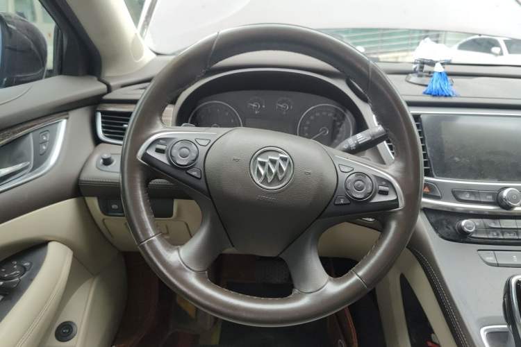 Used Buick LaCrosse 2016 Revised 20T Leading Edition Steering Wheel
