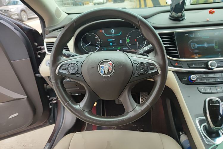 Used Buick LaCrosse 2016 30H Luxury Version Steering Wheel