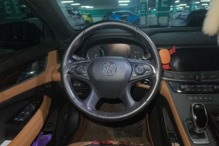 Used Buick LaCrosse 2016 28T Luxury Version Steering Wheel