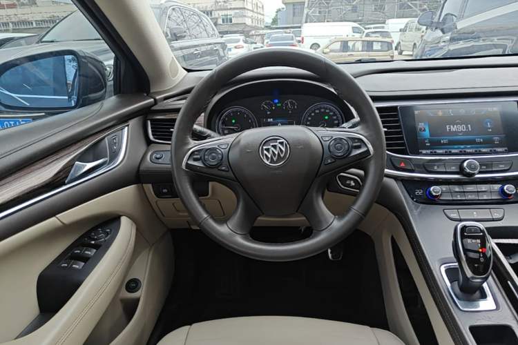 Used Buick LaCrosse 2016 20T Leading Model Steering Wheel