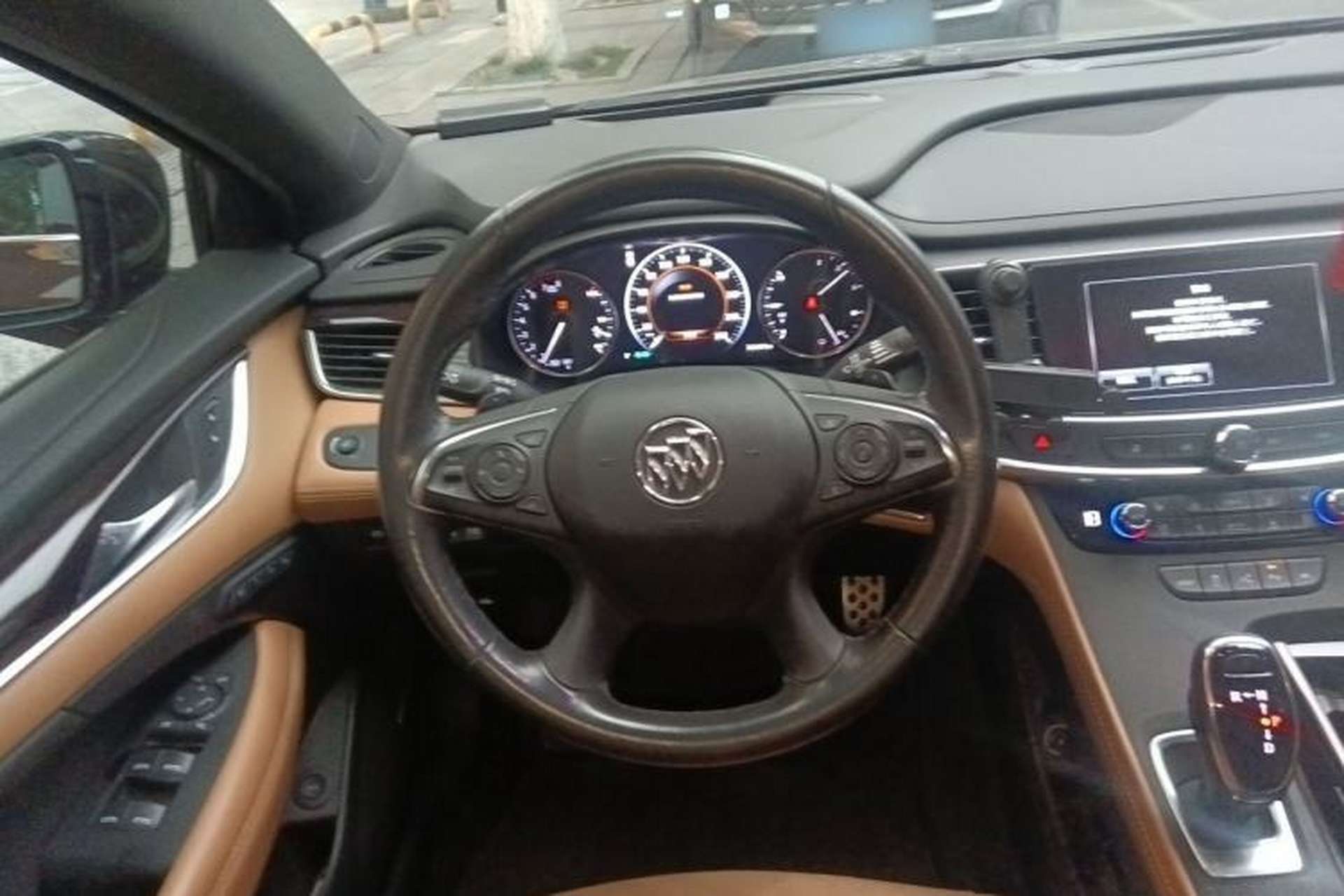 Used Buick LaCrosse 2016 28T Luxury Version Steering Wheel