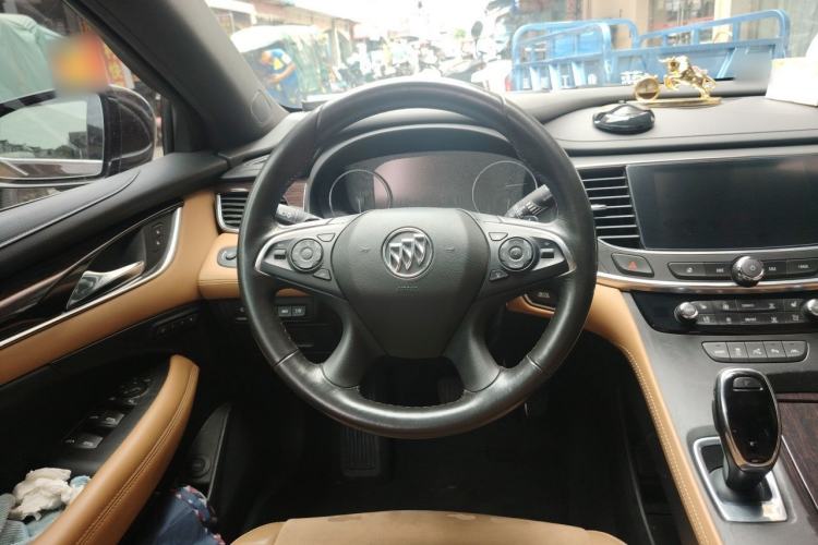Used Buick LaCrosse 2016 20T Luxury Model Steering Wheel