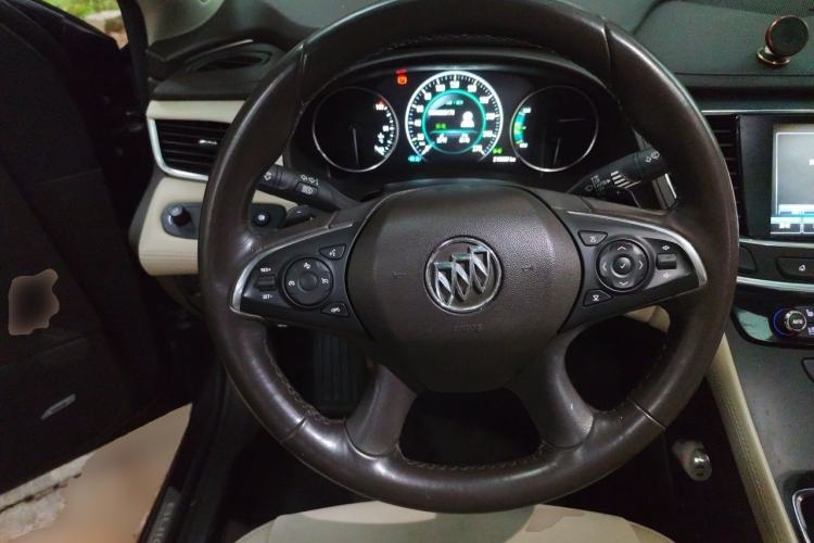 Used Buick LaCrosse 2016 30H Luxury Version Steering Wheel