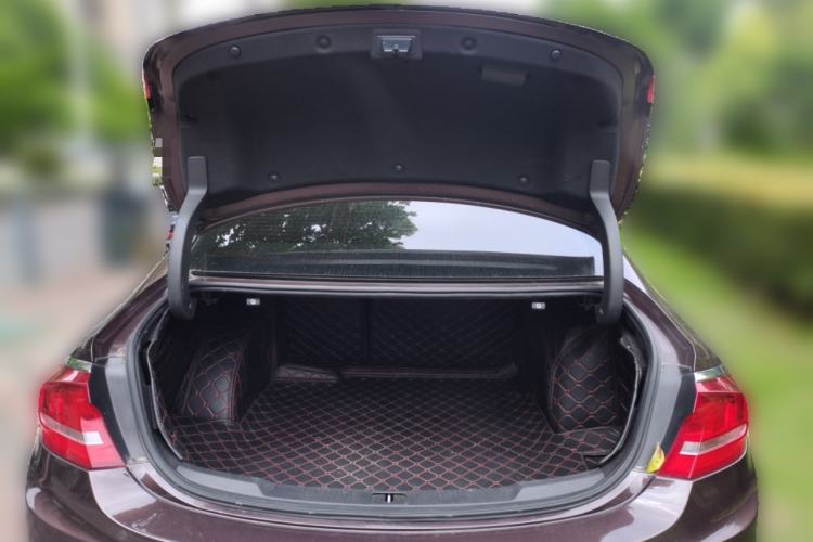 Used Buick LaCrosse 2016 Revised Version 28T Elite Edition Trunk