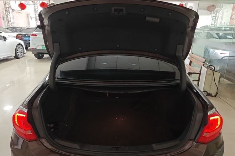 Used Buick LaCrosse 2016 20T Elite Edition Trunk