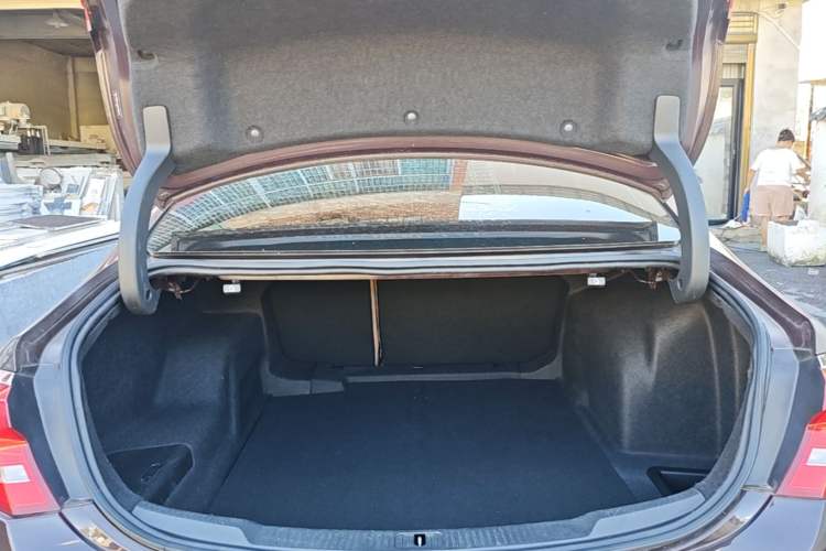 Used Buick LaCrosse 2016 20T Elite Edition Trunk