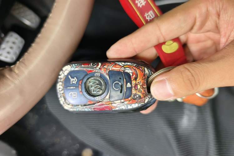 Used Buick LaCrosse 2016 20T Luxury Model Vehicle Key